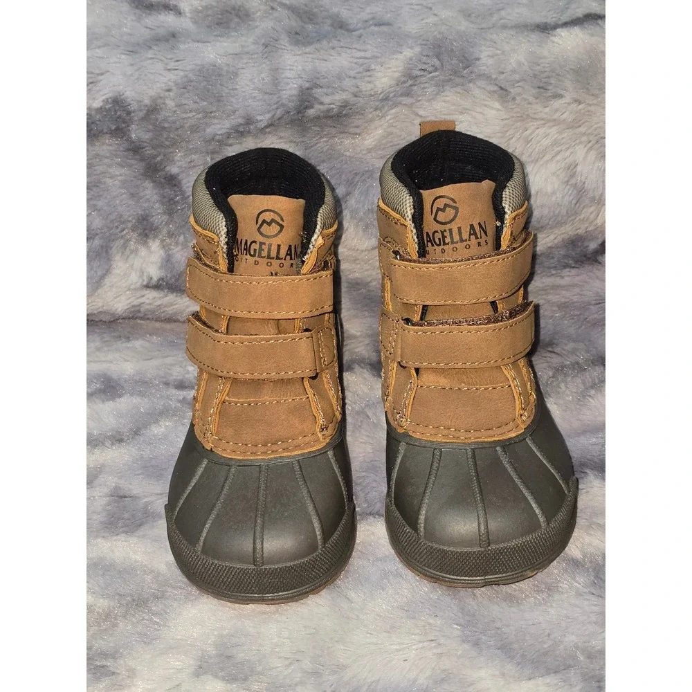 NEW Magellan Outdoors Toddler Boys All Weather Duck Boots Brown Grey 7D 10345937